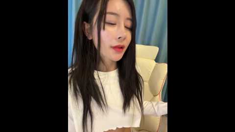 yiyi_3523 @ stripchat on 20260308