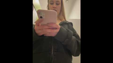blonde_exe @ stripchat on 20260309