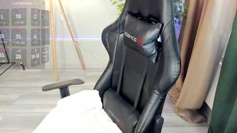 crispy_amber @ stripchat on 20260309