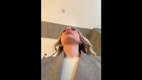 emasalis @ stripchat on 20260309