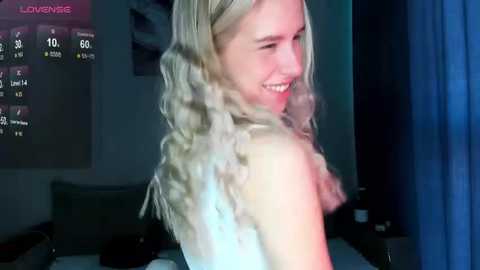 elysia_kiss