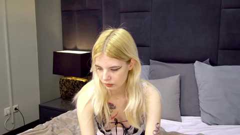 ester_still @ stripchat on 20260310