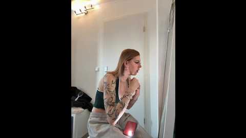 milli_kiss @ stripchat on 20260310