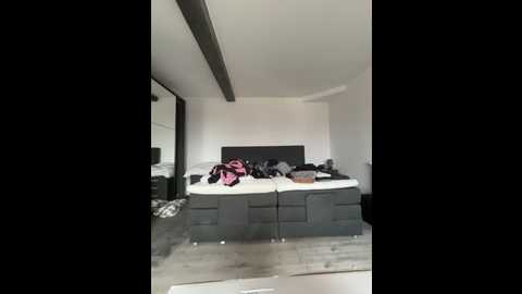 maviepearl @ stripchat on 20260311