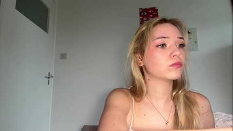 sourmidday @ stripchat on 20260313