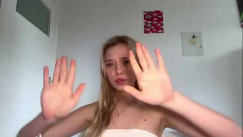 sourmidday @ stripchat on 20260313