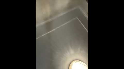 yiyi_3523 @ stripchat on 20260313