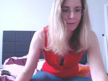 ellyedelweiss @ stripchat on 20260314