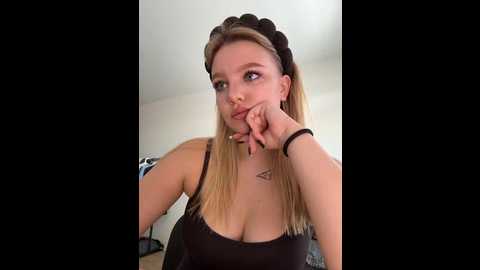 bettyloveu @ stripchat on 20260317