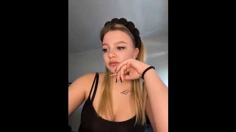 bettyloveu @ stripchat on 20260319