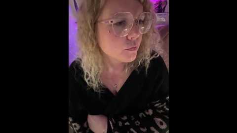 curvyanonymousgirl89