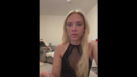 naughtyblondex