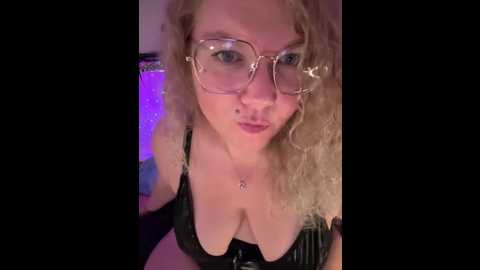 curvyanonymousgirl89