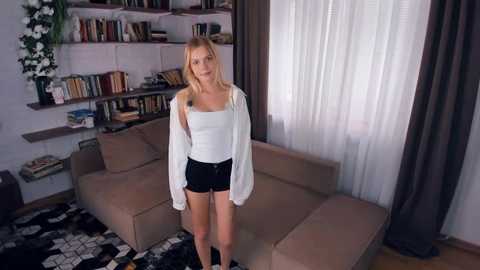 inespiek @ stripchat on 20260328