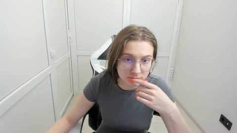 mia_kristal @ stripchat on 20260328