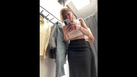 valenciashock @ stripchat on 20260329