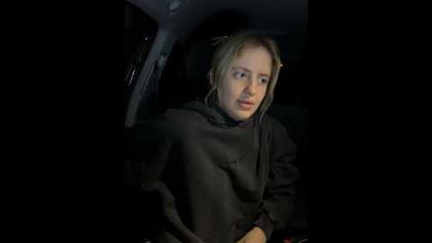 holly_glamour @ stripchat on 20260330