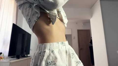 halliehollo @ stripchat on 20260404