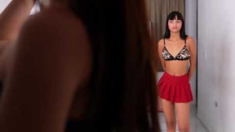 petiteess @ stripchat on 20260406