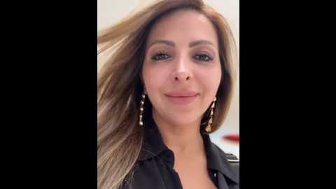 _abril_office1 @ stripchat on 20260407