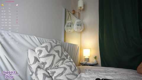 adeles_vibes @ stripchat on 20260410