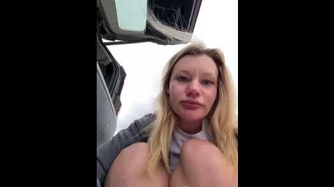 justmilaa @ stripchat on 20260410