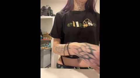 bluevelvetbat @ stripchat on 20260411