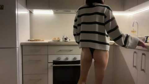 avestansole @ stripchat on 20260412