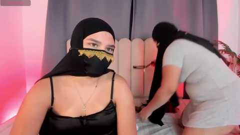 aziza_dalila02 @ stripchat on 20260414