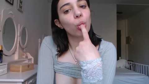 bellefleurrr @ stripchat on 20260414