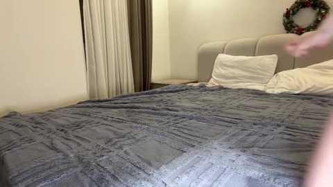 kelly_berry__ @ stripchat on 20260414