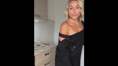 petrouchkaaa_ @ stripchat on 20260414