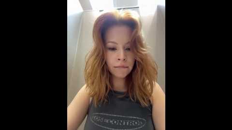 _little_ginger @ stripchat on 20260415