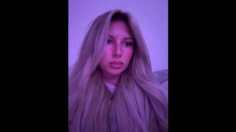 blondeeee
